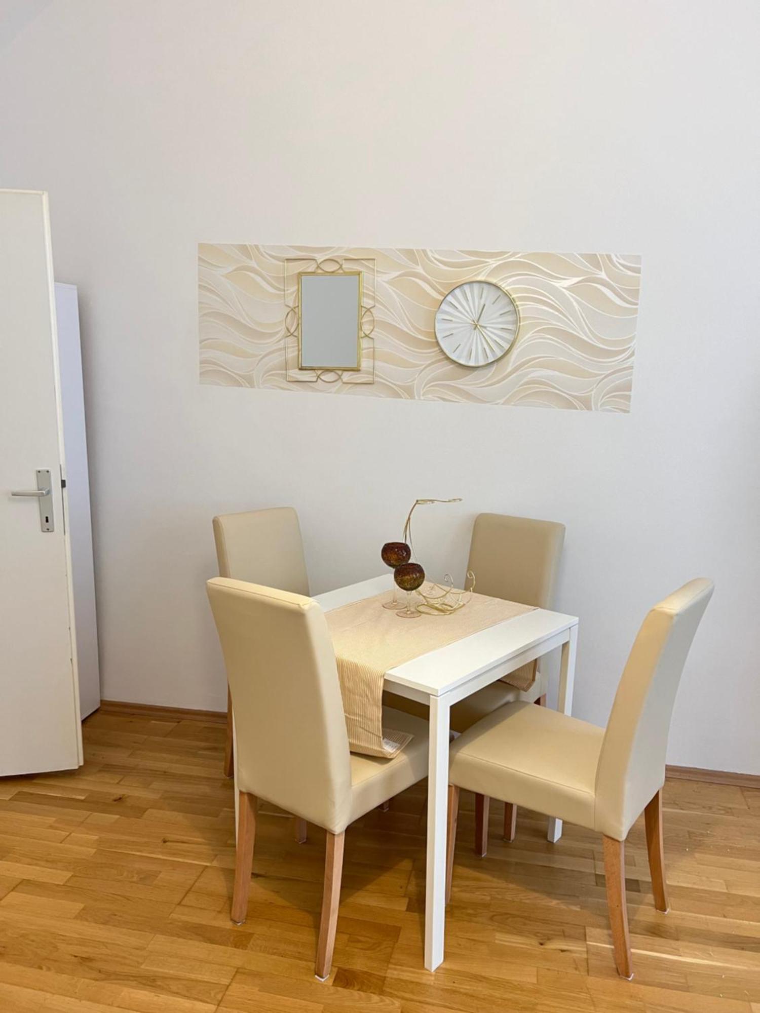 Top Location Viena Exterior foto